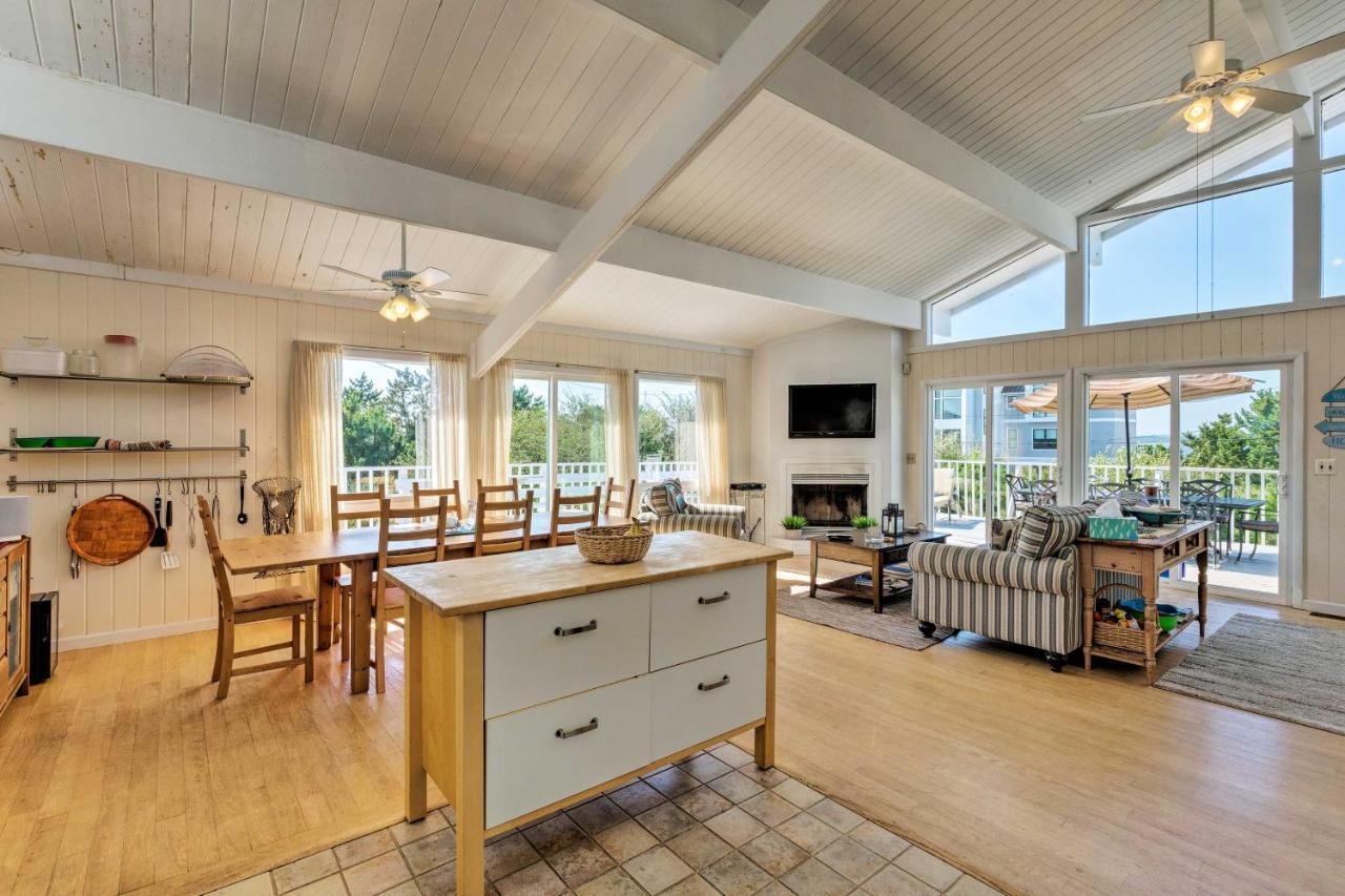 Westhampton Beach Home With Deck And Ocean Views! Εξωτερικό φωτογραφία