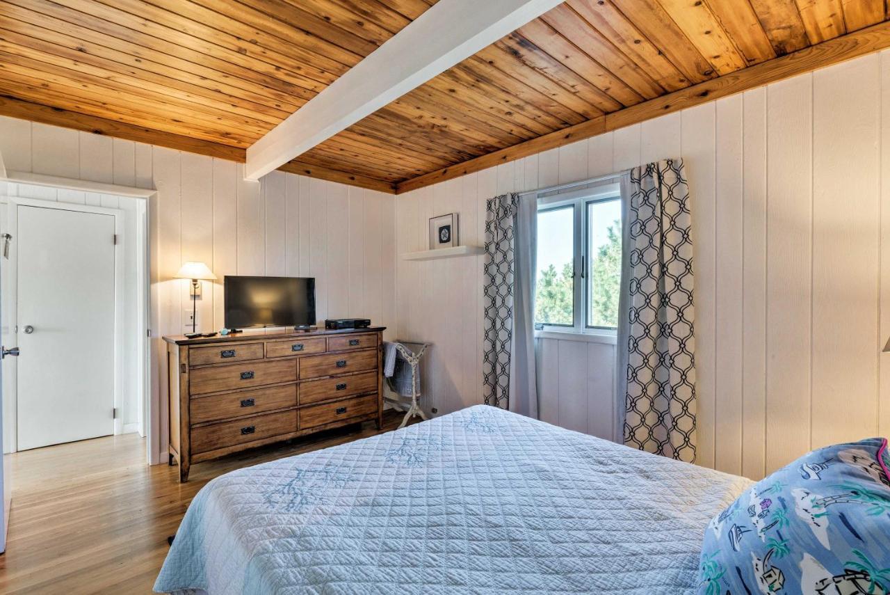 Westhampton Beach Home With Deck And Ocean Views! Εξωτερικό φωτογραφία